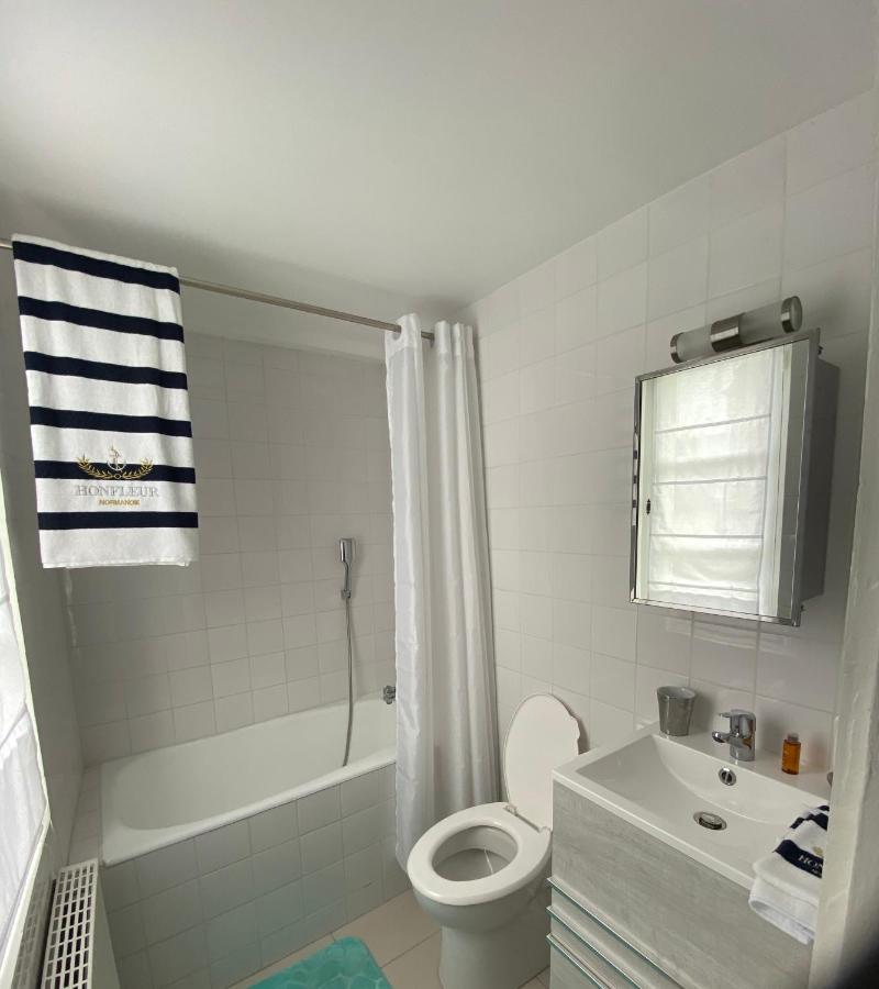Chambre D'Hotes Du Carre Des Arts Honfleur Ngoại thất bức ảnh